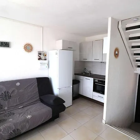 Duplex 3 Pieces 6 Pers Avec Clim Et Parking Au Grau-du-roi - Fr-1-307-279 Apartment Le Grau-du-Roi